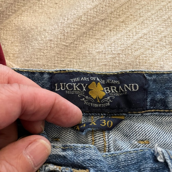 Mens jeans by Lucky Brand. Waist size 34” Navy - Picture 6 of 9